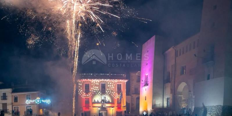 Aprovecha las fiestas patronales para darle visibilidad a tu propiedad y vende tu casa de campo en Albaida rápidamente
