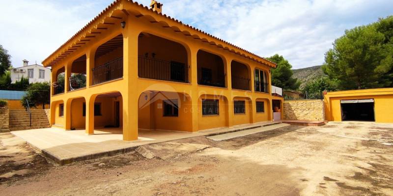 Chalet en venta en Ontinyent