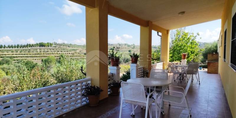 Verkoop uw landhuis in Albaida met HOMES IN COSTA BLANCA: het is de ideale plek waar onze klanten naar op zoek zijn.