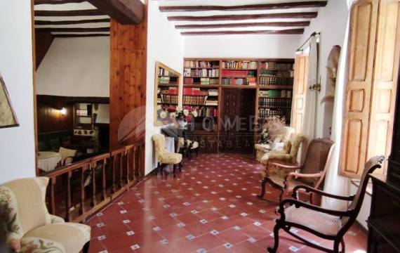 Vraag een gratis waardebepaling aan en verkoop uw landhuis in Bocairent voor de beste prijs.