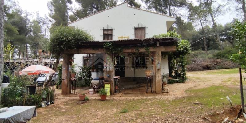 Country houses for sale in Bocairent