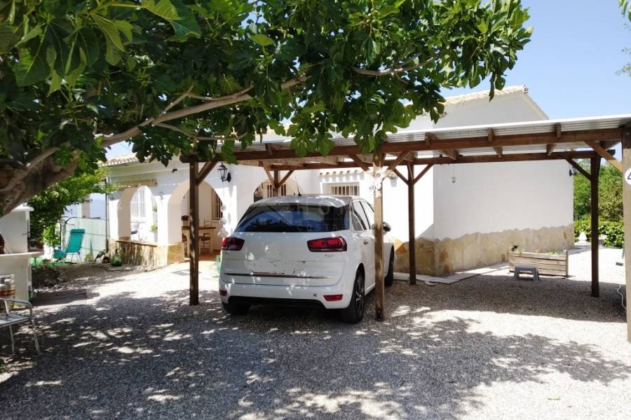 For sale - Country House - Almudaina