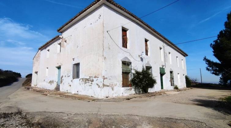 Finca - Te koop - Albaida - Albaida