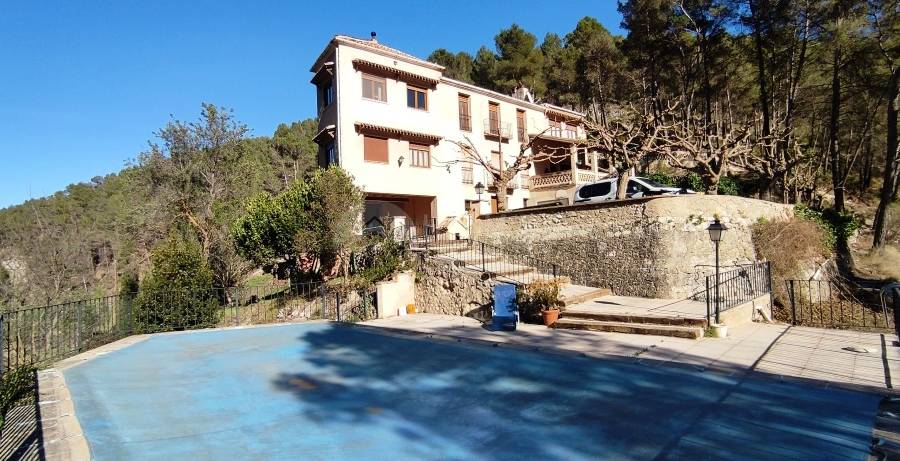 Te koop - Finca - Alcoy