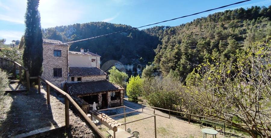 Te koop - Finca - Alcoy