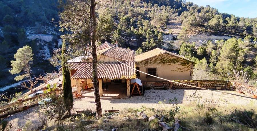 Te koop - Finca - Alcoy