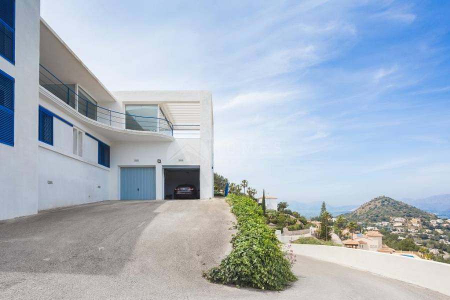 Venta - Chalet - Denia