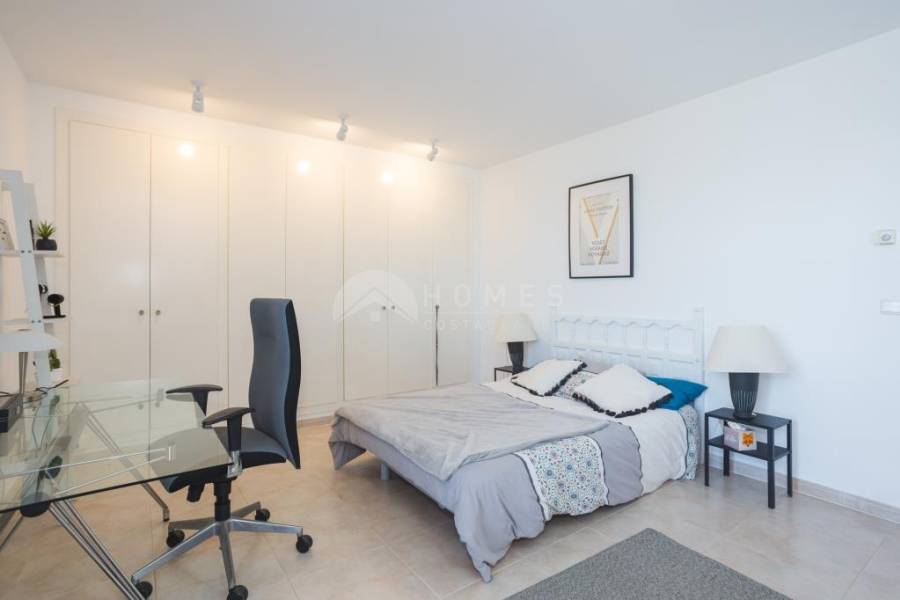 Venta - Chalet - Denia