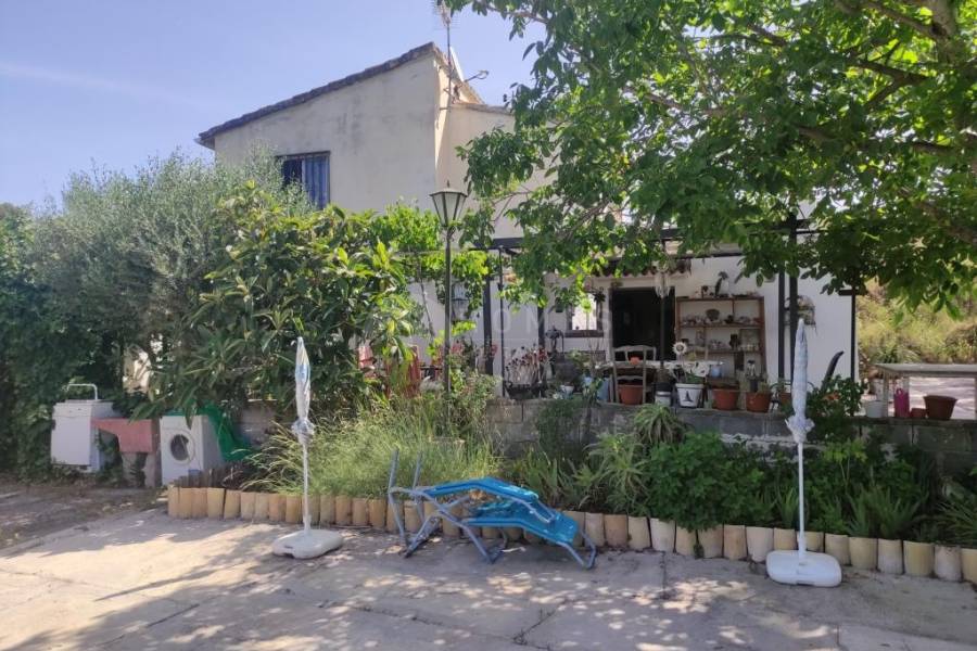 Venta - Casa de Campo - Benillup