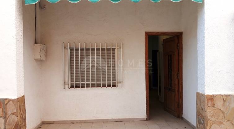 Rijtjeshuis - Te koop - Denia - Denia