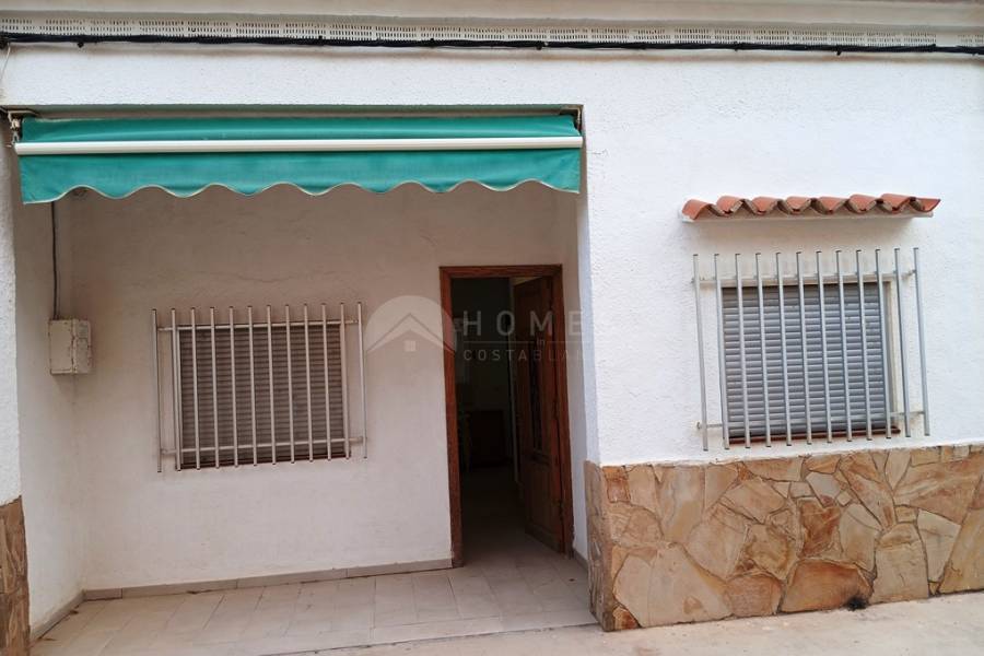Te koop - Rijtjeshuis - Denia