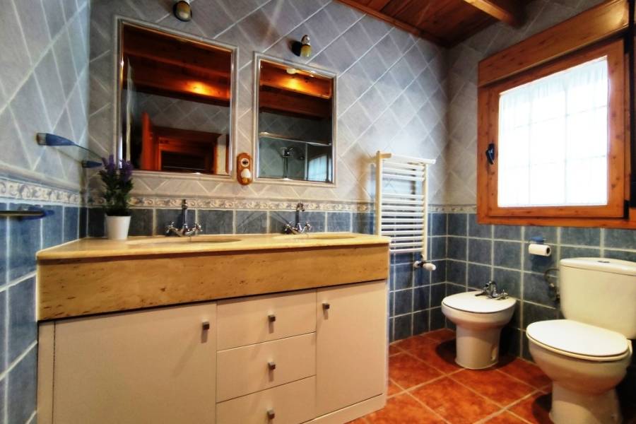 Te koop - Villa - Alcoy