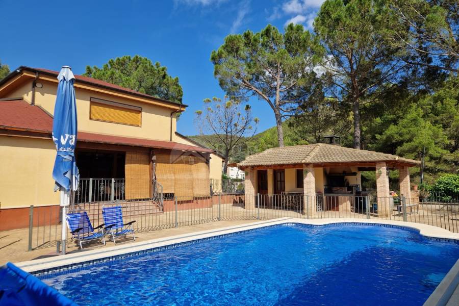 Te koop - Villa - Alcoy