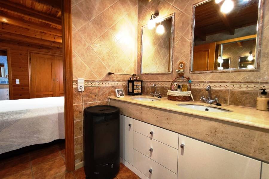 Te koop - Villa - Alcoy