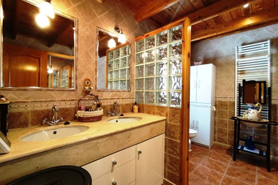 Te koop - Villa - Alcoy