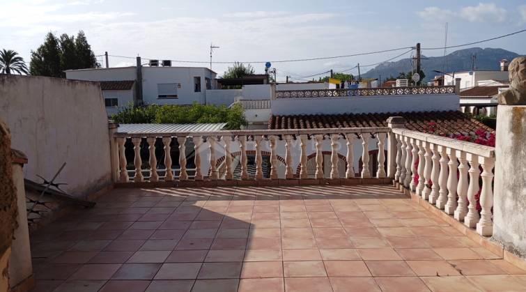 Chalet Pareado - Venta - Oliva - Oliva