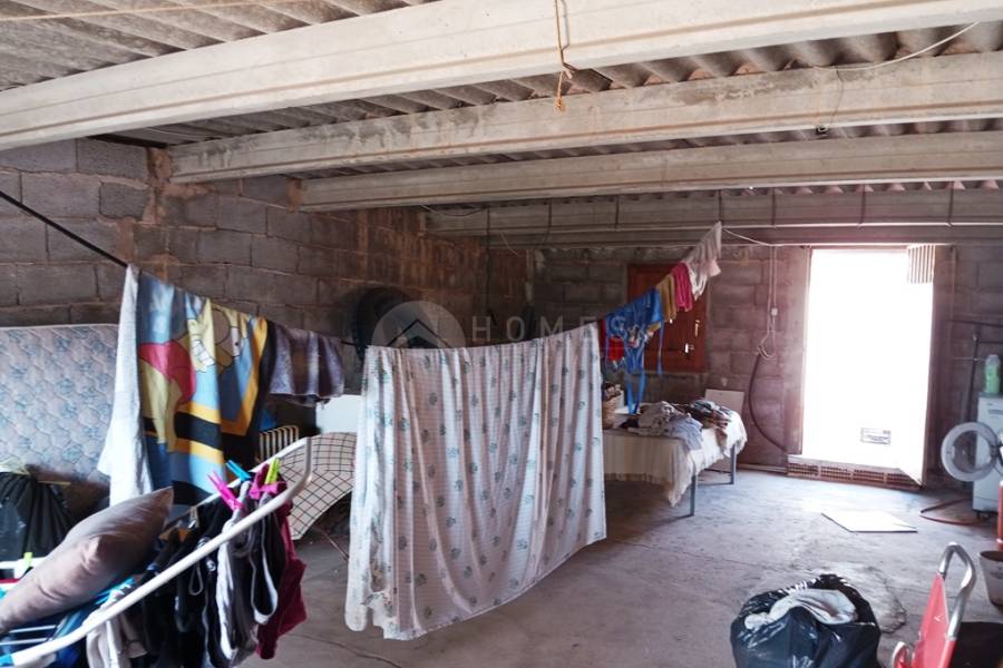 Te koop - Halfvrijstaande Woning - Oliva