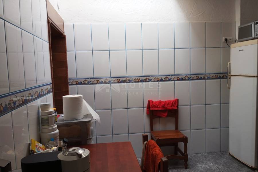 Te koop - Halfvrijstaande Woning - Oliva
