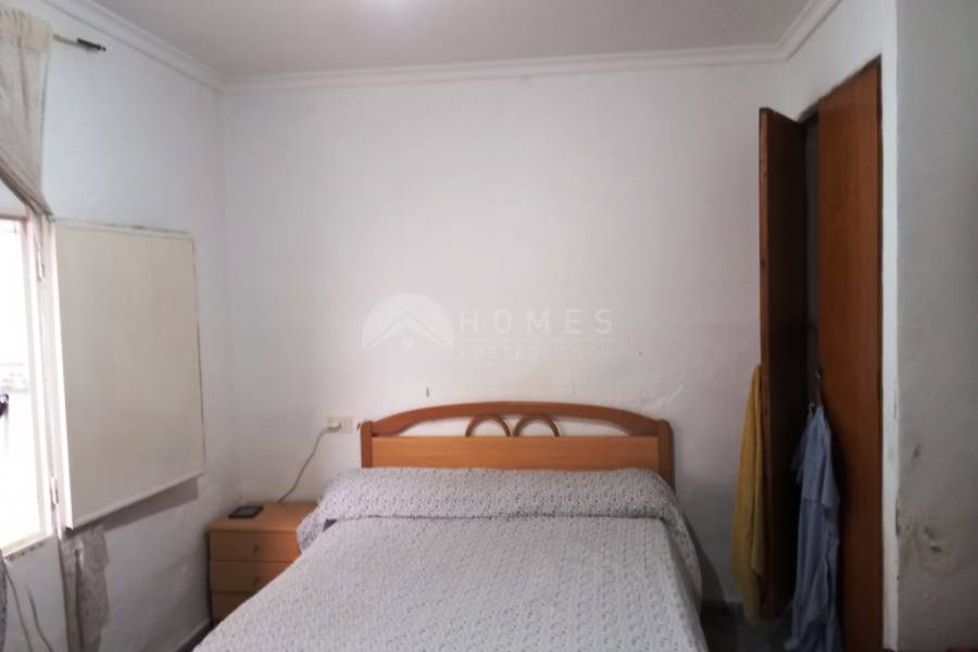 Te koop - Halfvrijstaande Woning - Oliva