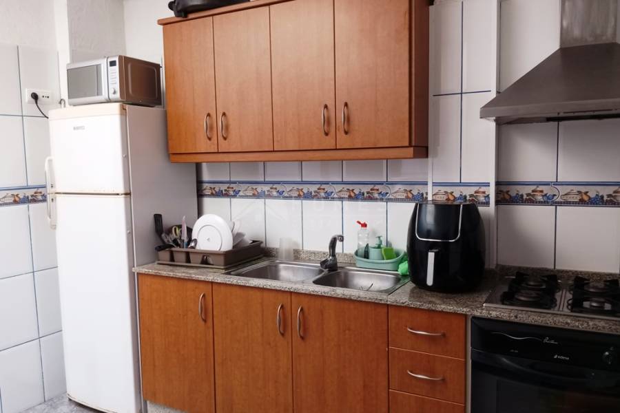 Te koop - Halfvrijstaande Woning - Oliva
