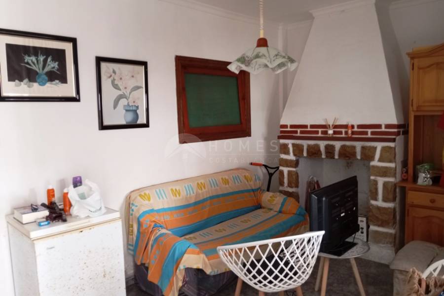 Te koop - Halfvrijstaande Woning - Oliva