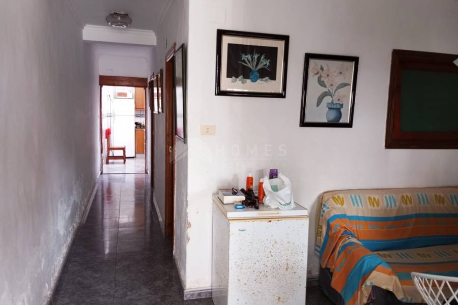 Te koop - Halfvrijstaande Woning - Oliva