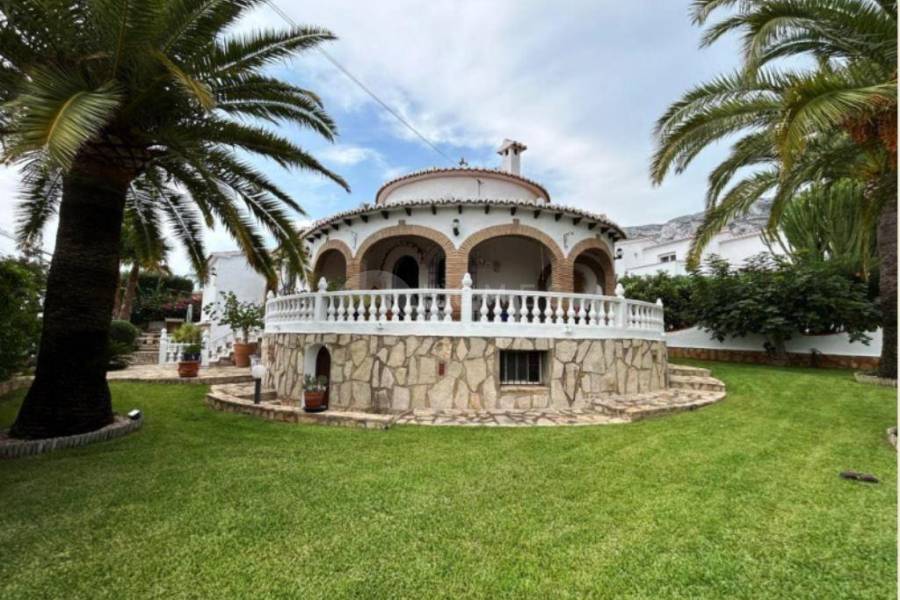 Te koop - Villa - Denia