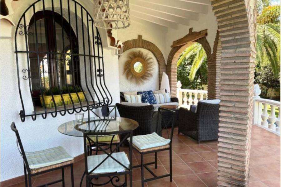 Te koop - Villa - Denia