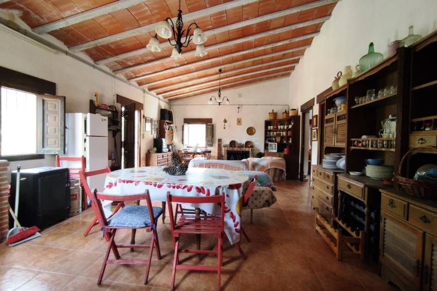 Te koop - Landhuis - Bocairent