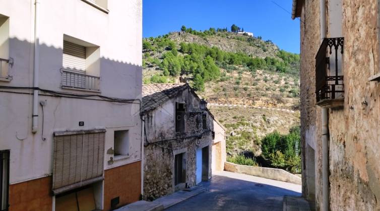 Stadhuis - Te koop - Planes - Planes