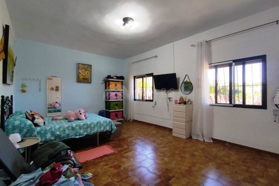 Te koop - Villa - Alcocer de Planes