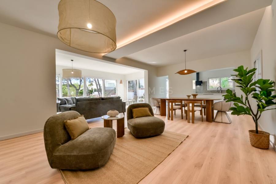 Venta - Chalet - Altea