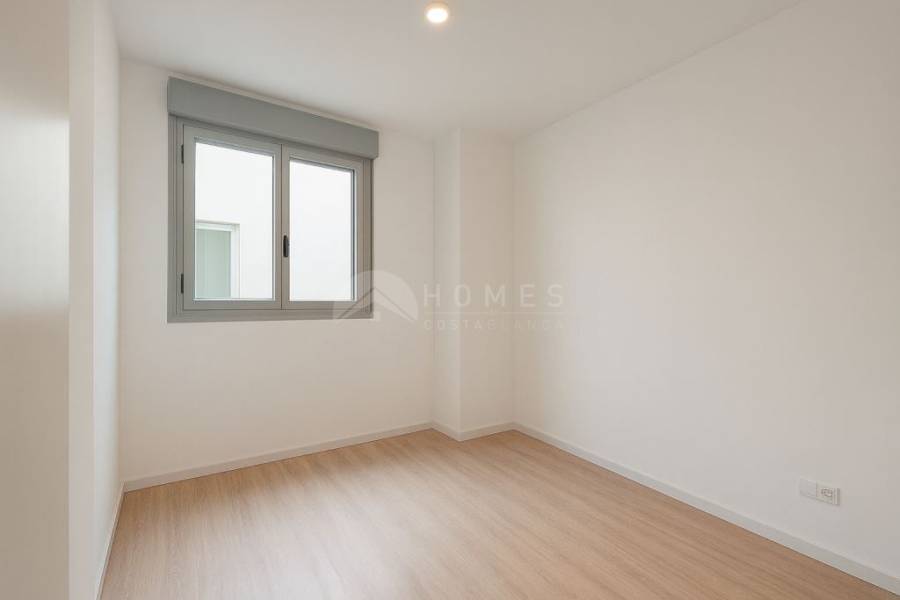 For sale - Apartment - Denia