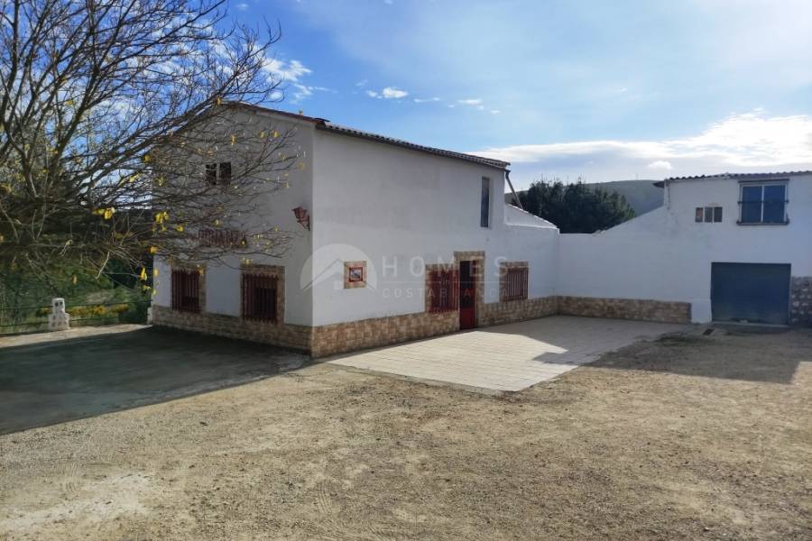 Venta - Casa de Campo - Ontinyent