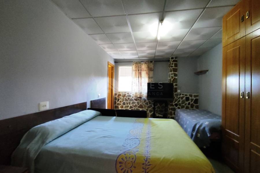 Te koop - Landhuis - Benilloba