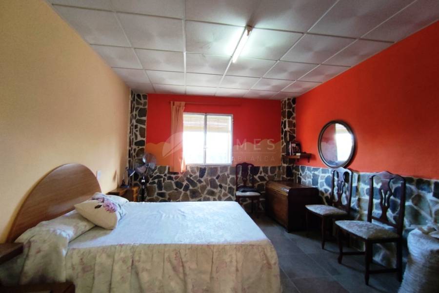 Te koop - Landhuis - Benilloba