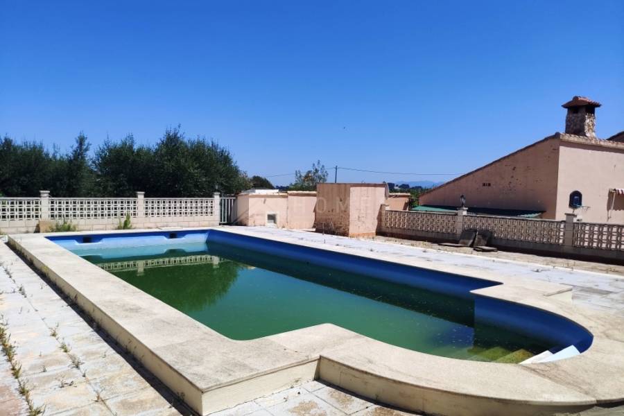 Te koop - Landhuis - Ontinyent