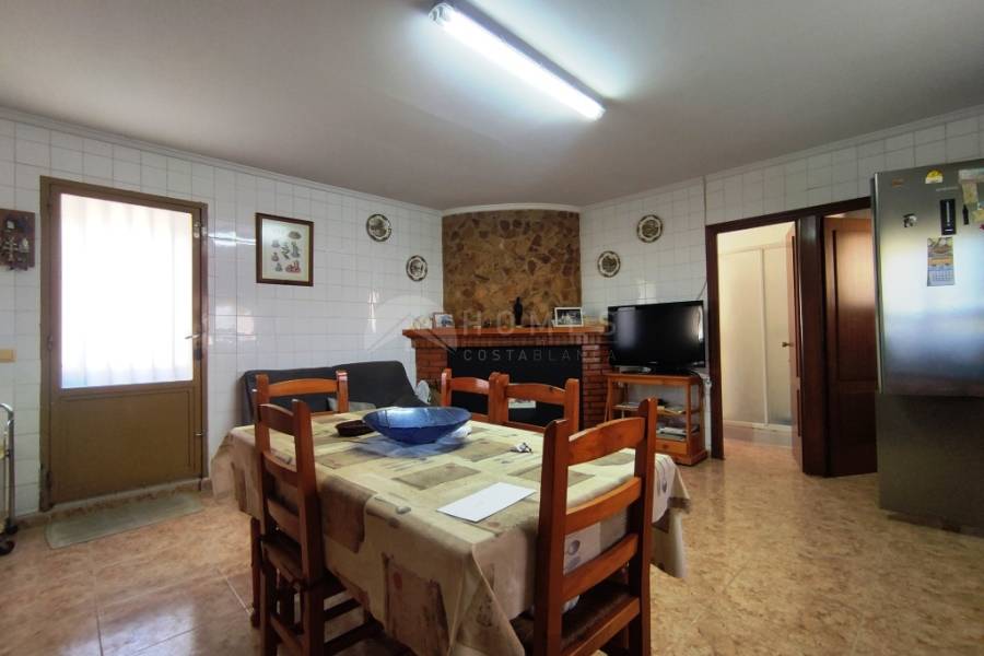 Te koop - Landhuis - Ontinyent