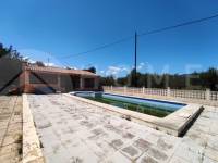 Te koop - Landhuis - Ontinyent