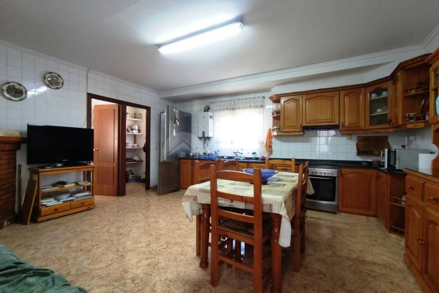 Te koop - Landhuis - Ontinyent