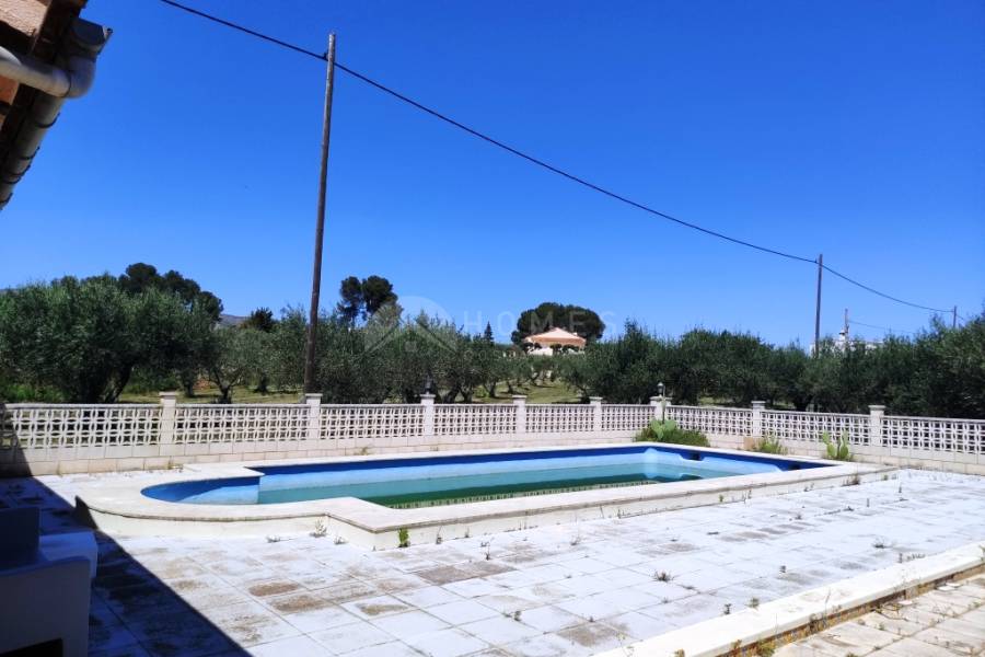 Te koop - Landhuis - Ontinyent