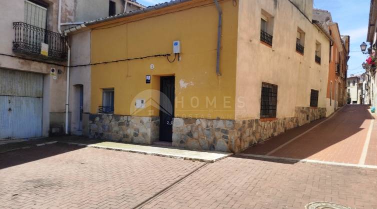 Town House - For sale - Almudaina - Almudaina