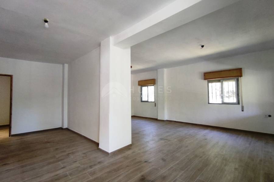 Te koop - Landhuis - Ontinyent