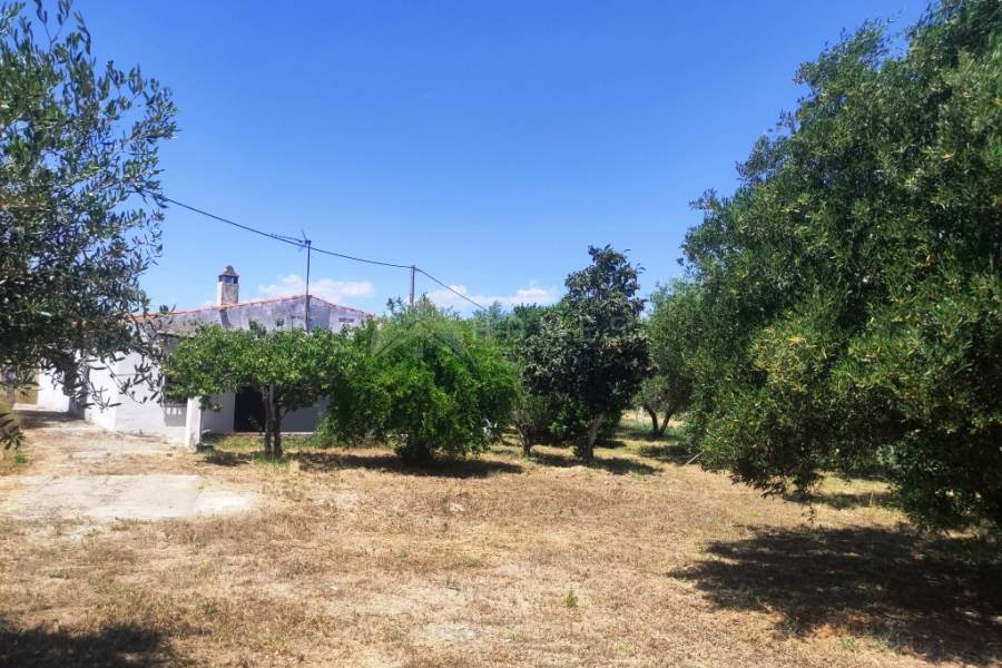 Te koop - Landhuis - Ontinyent