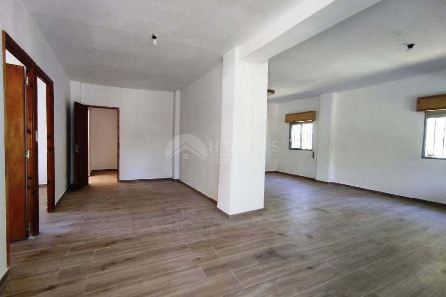 Te koop - Landhuis - Ontinyent