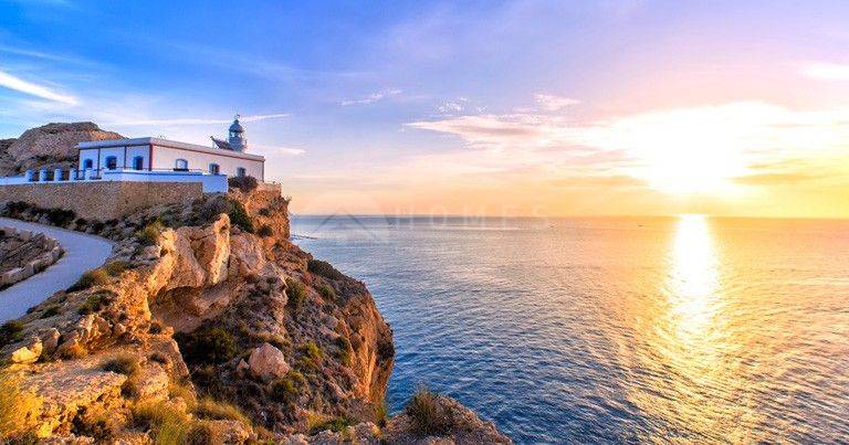 Venta - Chalet - Albir