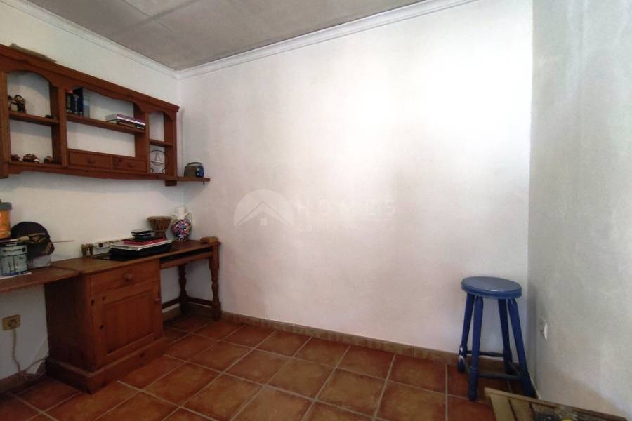 Te koop - Landhuis - Almudaina