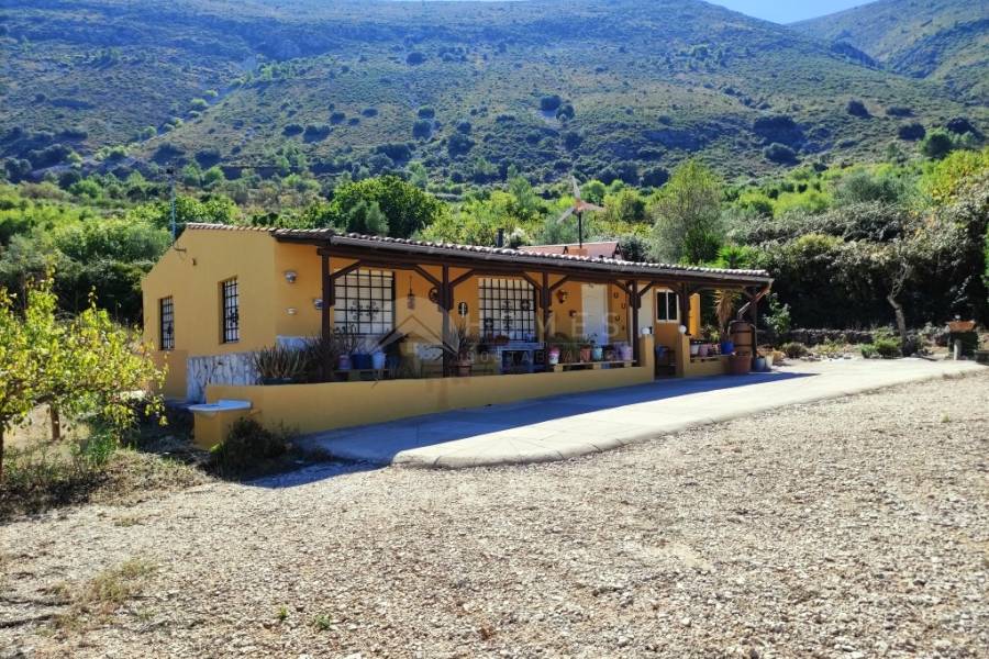 Te koop - Landhuis - Almudaina
